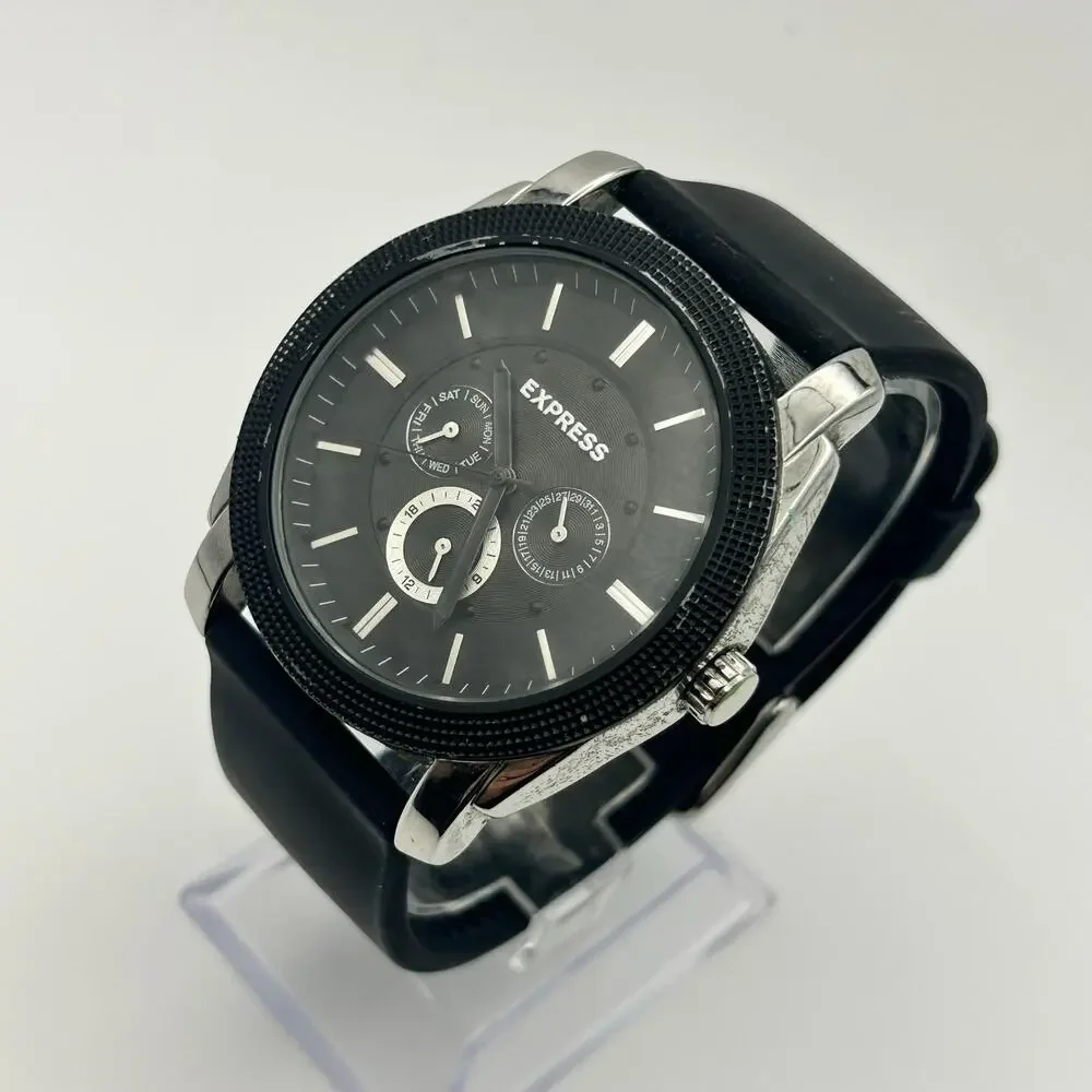 Express Black Silver St. Steel Men’s Analog Watch Working New battery